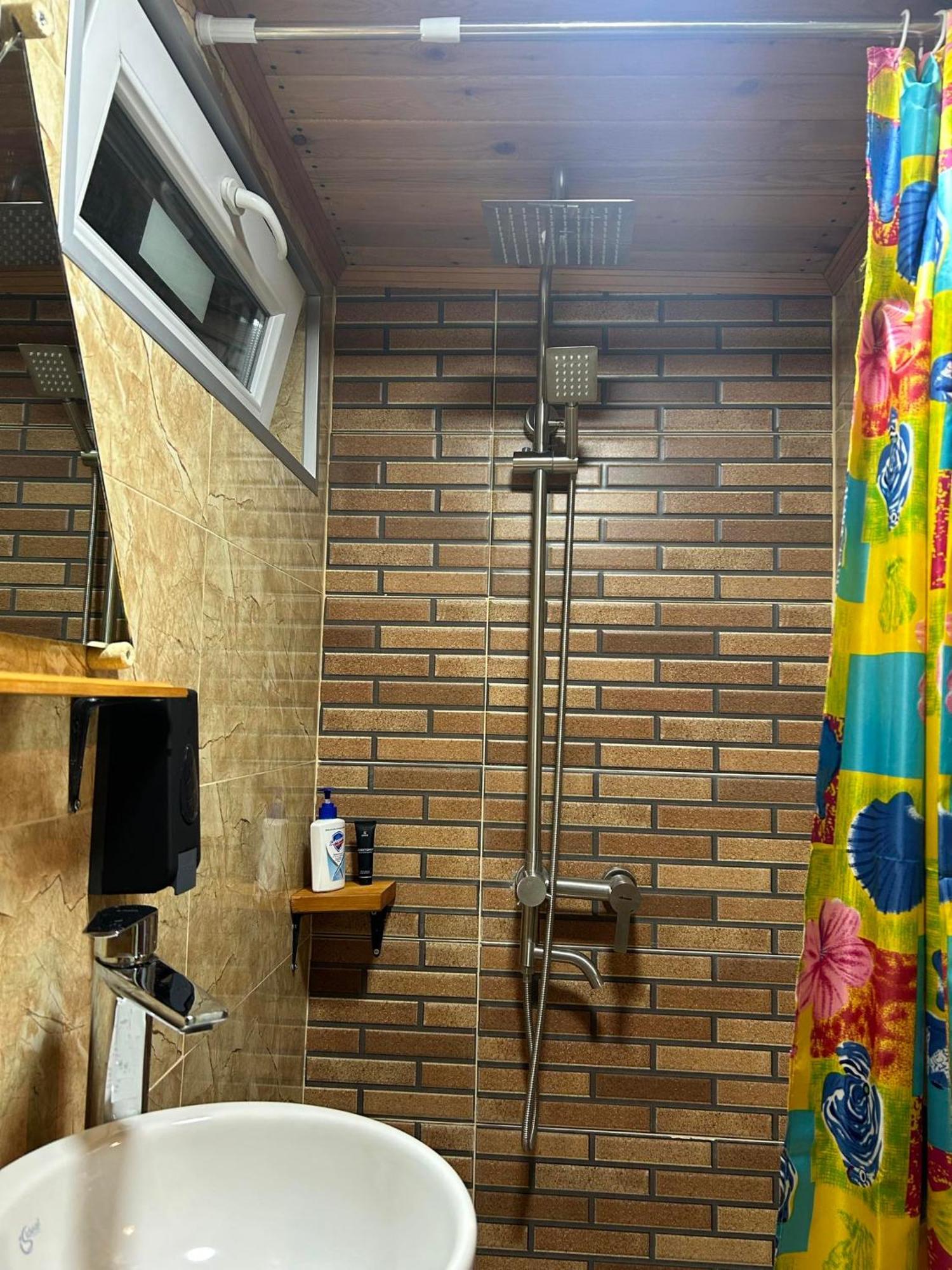 Ke&Ra Guestsroom 哥里 外观 照片